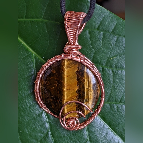 Handmade Tigers Eye Pendant Necklace Wrapped In Copper Wire - Picture 11 of 17